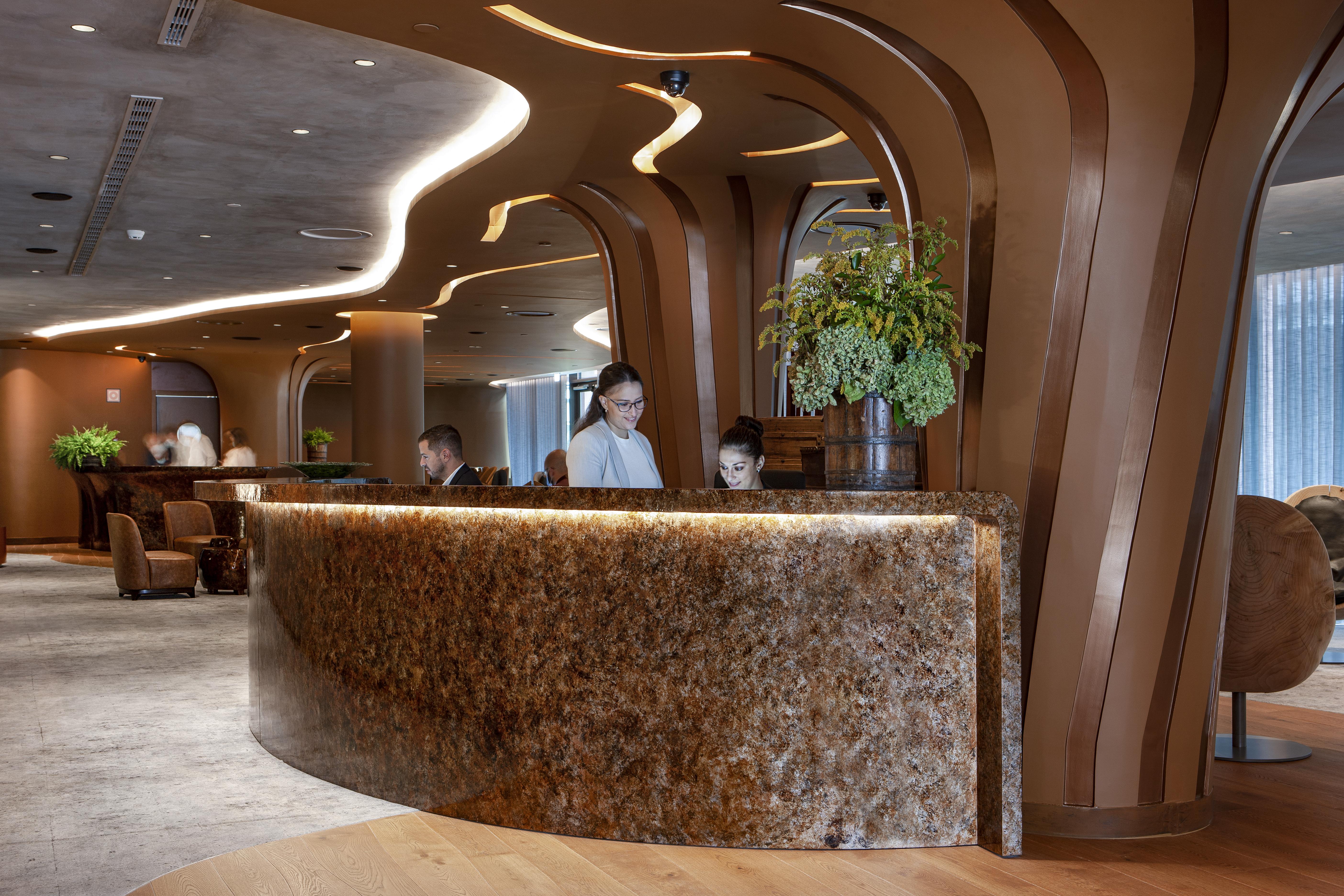 Forte De Gaia, Autograph Collection Vila Nova de Gaia Ngoại thất bức ảnh Reception desk at the lounge